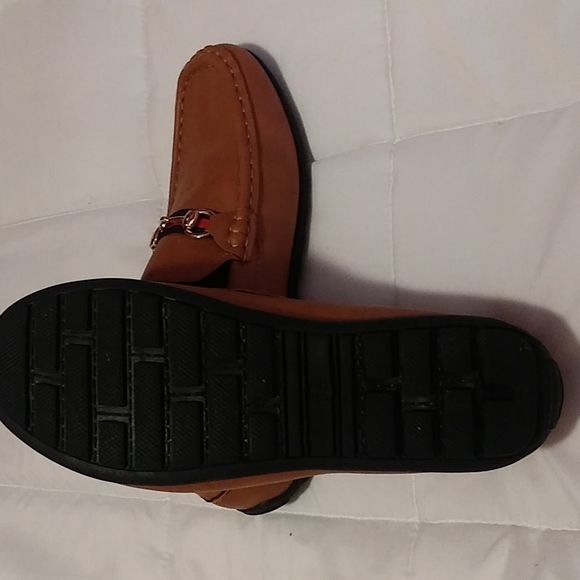 Mario Lopez 5.5 horse bit moccasins with red n green ribbon - Picture 7 of 8